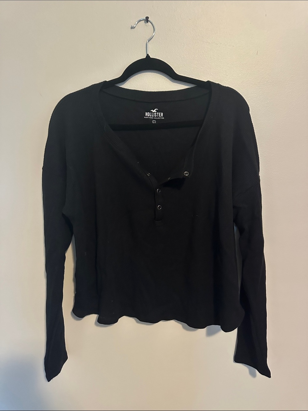 Hollister Black Ribbed Long-Sleeve Henley Top